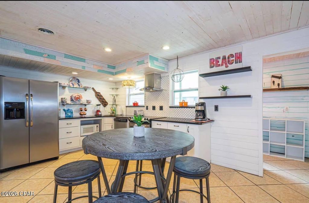 Image 4 of property listing at 117 Cindy Lane, Panama City Beach, FL 32407