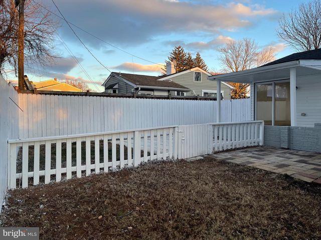 912 MARKSWORTH RD, Catonsville, MD 21228