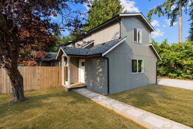 2531 Monroe Avenue, Everett, WA 98203