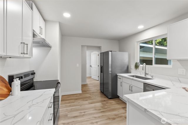 2531 Monroe Avenue, Everett, WA 98203