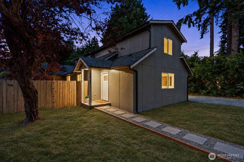2531 Monroe Avenue, Everett, WA 98203
