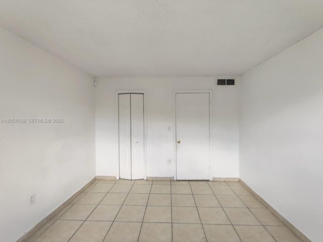 666 W 81st Street 414, Hialeah, FL 33014