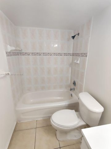 666 W 81st Street 414, Hialeah, FL 33014