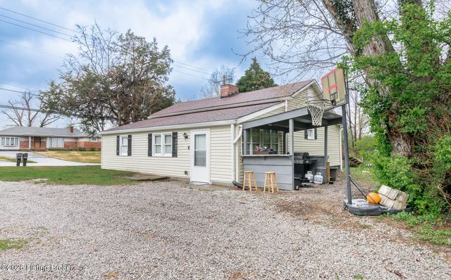 9701 Seatonville Rd, Louisville, KY 40291