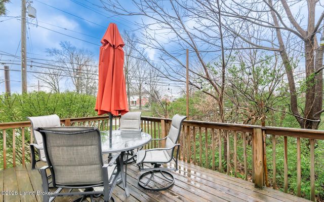 9701 Seatonville Rd, Louisville, KY 40291