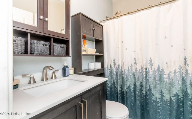 9701 Seatonville Rd, Louisville, KY 40291