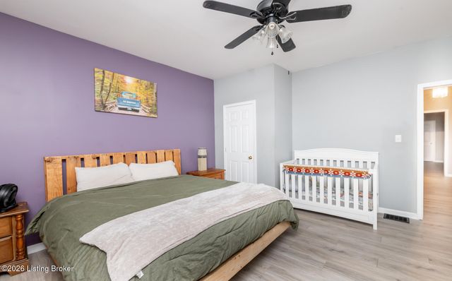 9701 Seatonville Rd, Louisville, KY 40291