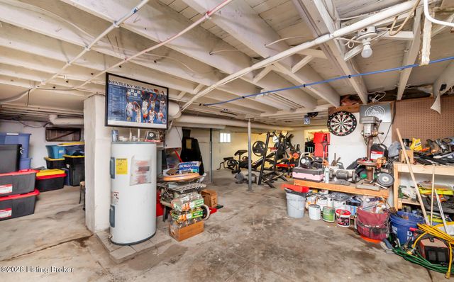 9701 Seatonville Rd, Louisville, KY 40291