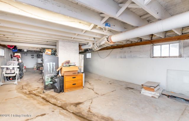 9701 Seatonville Rd, Louisville, KY 40291