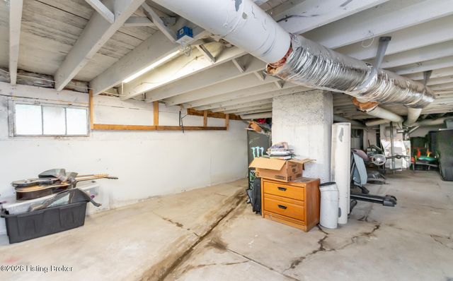 9701 Seatonville Rd, Louisville, KY 40291