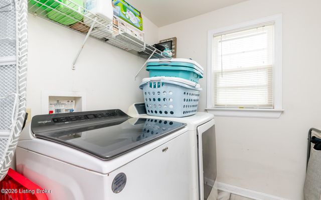 9701 Seatonville Rd, Louisville, KY 40291