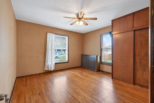 451 Madison Street NE, Minneapolis, MN 55413