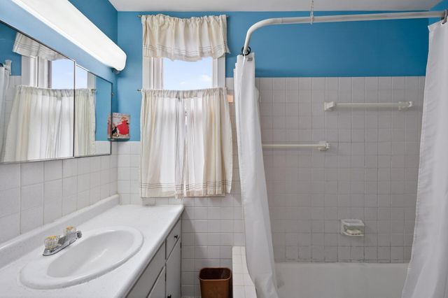 451 Madison Street NE, Minneapolis, MN 55413