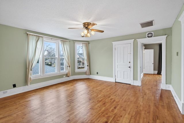 451 Madison Street NE, Minneapolis, MN 55413