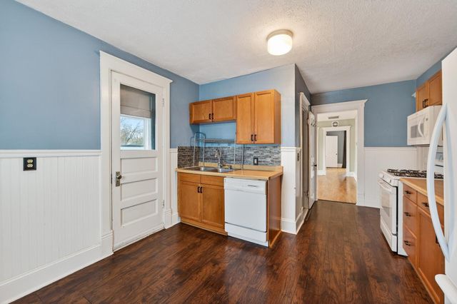 451 Madison Street NE, Minneapolis, MN 55413