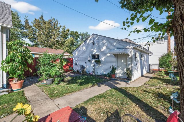 451 Madison Street NE, Minneapolis, MN 55413