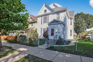 451 Madison Street NE, Minneapolis, MN 55413