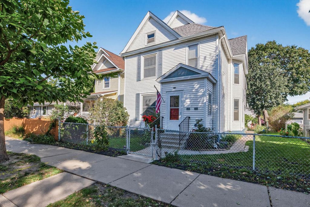 451 Madison Street NE, Minneapolis, MN 55413