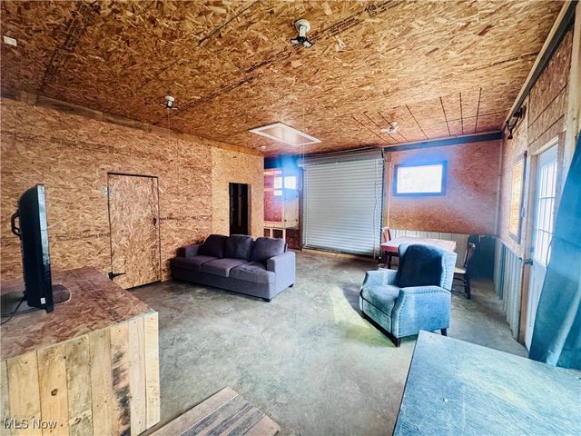 3924 Webb Lane, Stockport, OH 43787