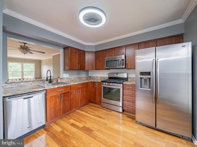 3512 WOOD CREEK DR, Suitland, MD 20746
