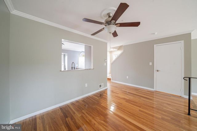 3512 WOOD CREEK DR, Suitland, MD 20746