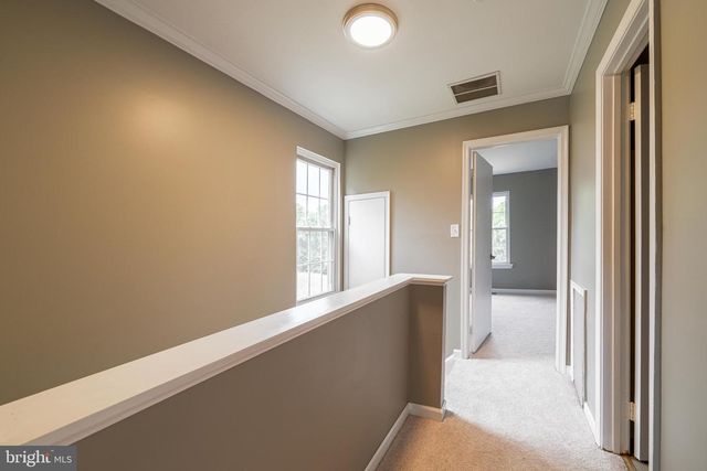 3512 WOOD CREEK DR, Suitland, MD 20746