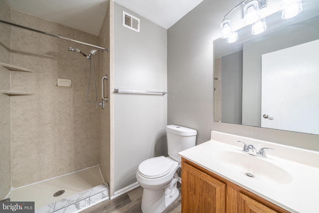 3512 WOOD CREEK DR, Suitland, MD 20746
