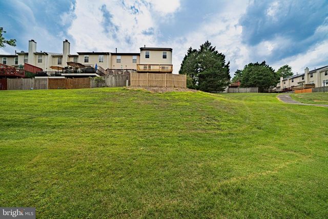3512 WOOD CREEK DR, Suitland, MD 20746