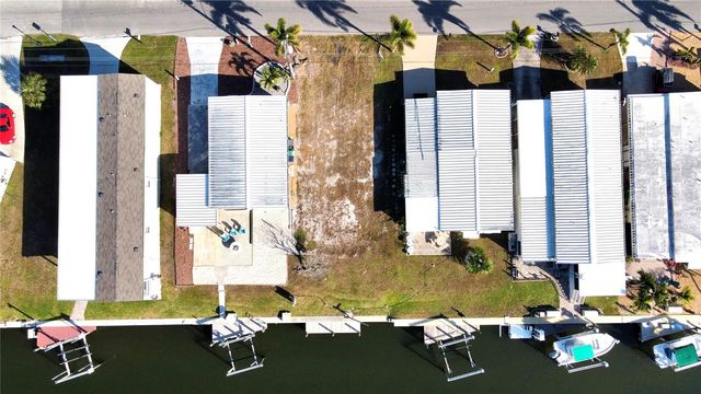 251 ALOHA DRIVE, Palmetto, FL 34221