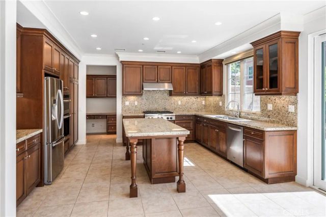 34 Umbria, Irvine, CA 92618