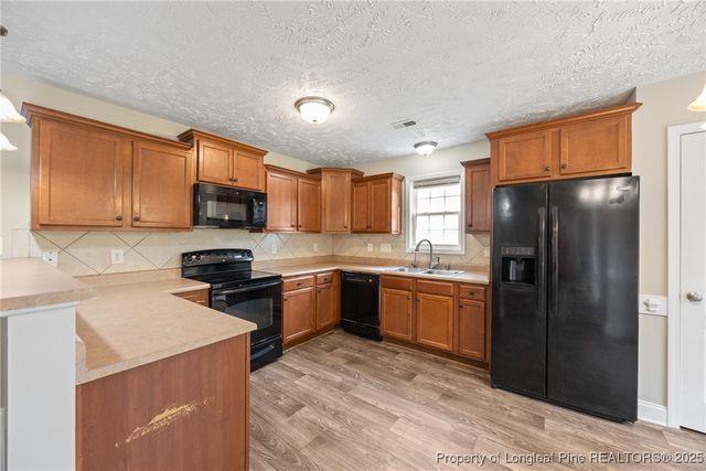 137 Boulder Court, Raeford, NC 28376