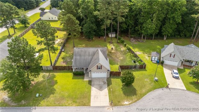 137 Boulder Court, Raeford, NC 28376