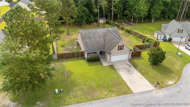 137 Boulder Court, Raeford, NC 28376