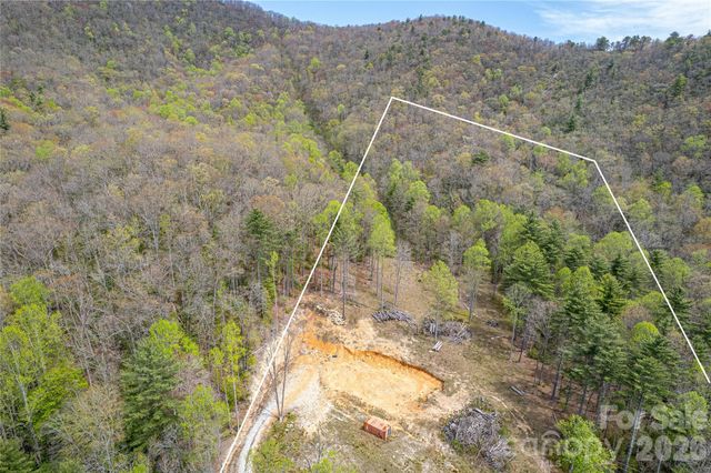 000 Rosman Highway, Sapphire, NC 28774