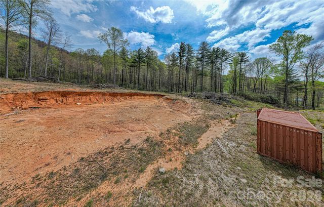 000 Rosman Highway, Sapphire, NC 28774