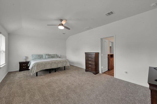 319 Chateau Bay Lane, Crosby, TX 77532