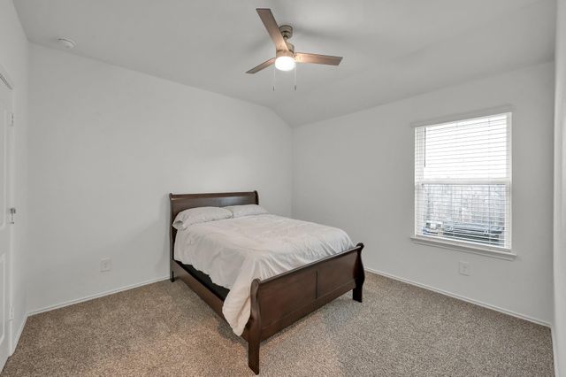 319 Chateau Bay Lane, Crosby, TX 77532