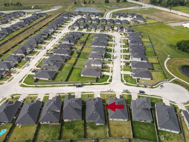 319 Chateau Bay Lane, Crosby, TX 77532