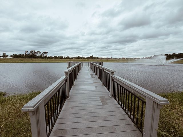 319 Chateau Bay Lane, Crosby, TX 77532