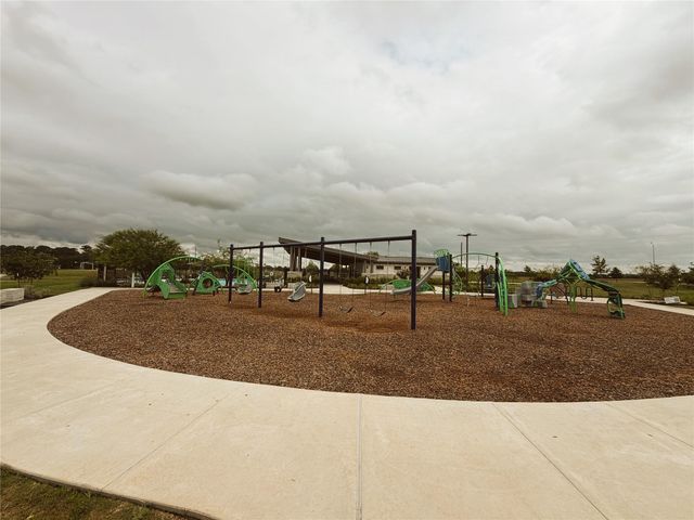 319 Chateau Bay Lane, Crosby, TX 77532
