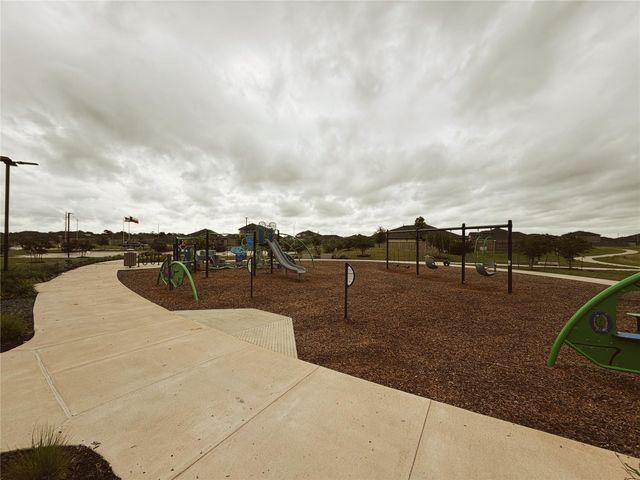 319 Chateau Bay Lane, Crosby, TX 77532