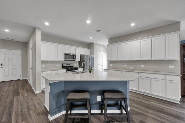319 Chateau Bay Lane, Crosby, TX 77532