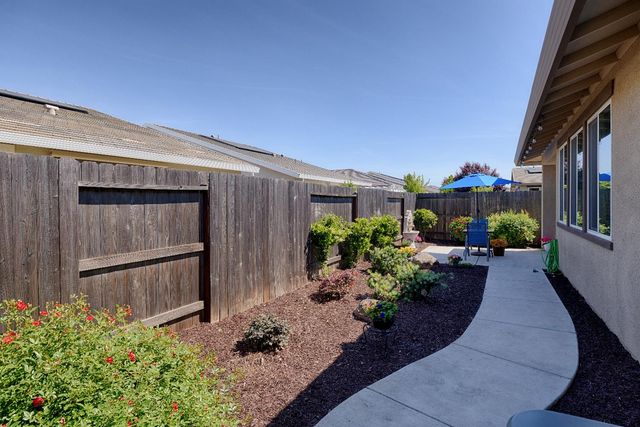 6025 Element Ln, Roseville, CA 95747