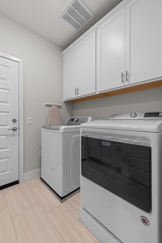 6025 Element Ln, Roseville, CA 95747