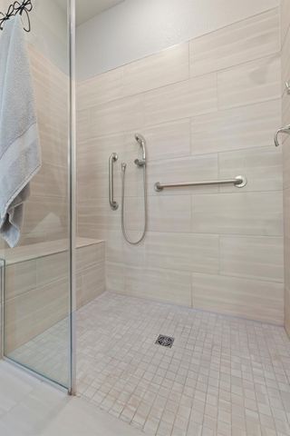 6025 Element Ln, Roseville, CA 95747