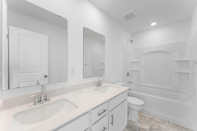 18333 Gladiator Drive, Lakeville, MN 55068