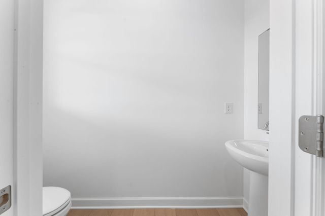 18333 Gladiator Drive, Lakeville, MN 55068