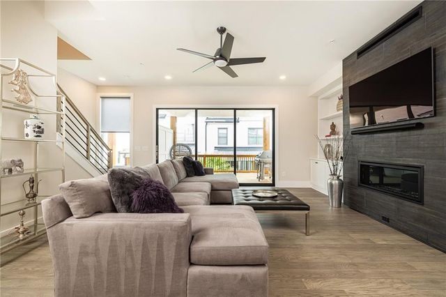 2722 Thornewilde Way, Atlanta, GA 30339