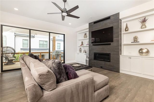 2722 Thornewilde Way, Atlanta, GA 30339