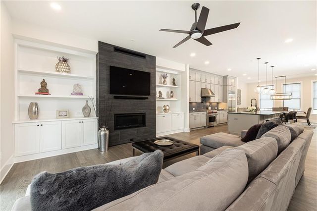 2722 Thornewilde Way, Atlanta, GA 30339